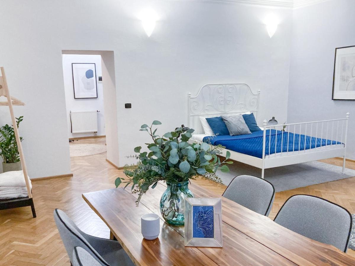 פראג Best Price & Location - Historic Square Residency מראה חיצוני תמונה